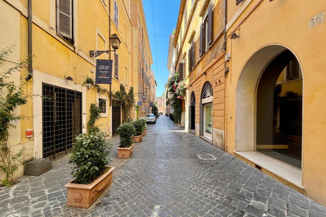 Apartamento Studio D'Artista, Elegante Loft Nel Cuore Di Roma Exterior foto